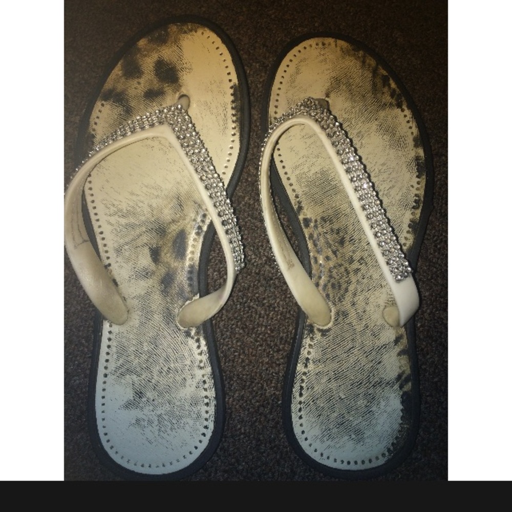 White Sandal’s With Diamonds